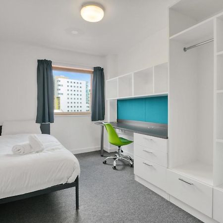 Central Single Room With Shared Kitchen In Luton Luton  Dış mekan fotoğraf