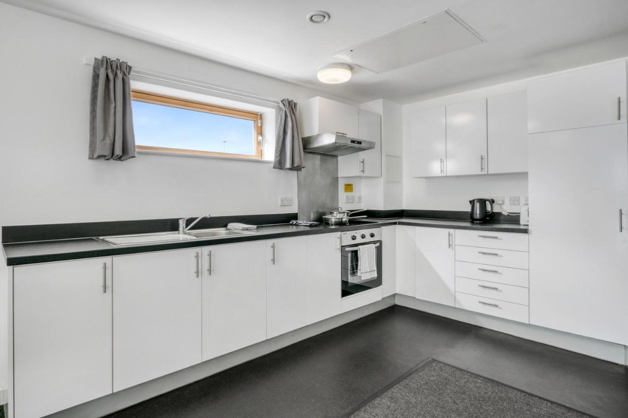 Central Single Room With Shared Kitchen In Luton Luton  Dış mekan fotoğraf