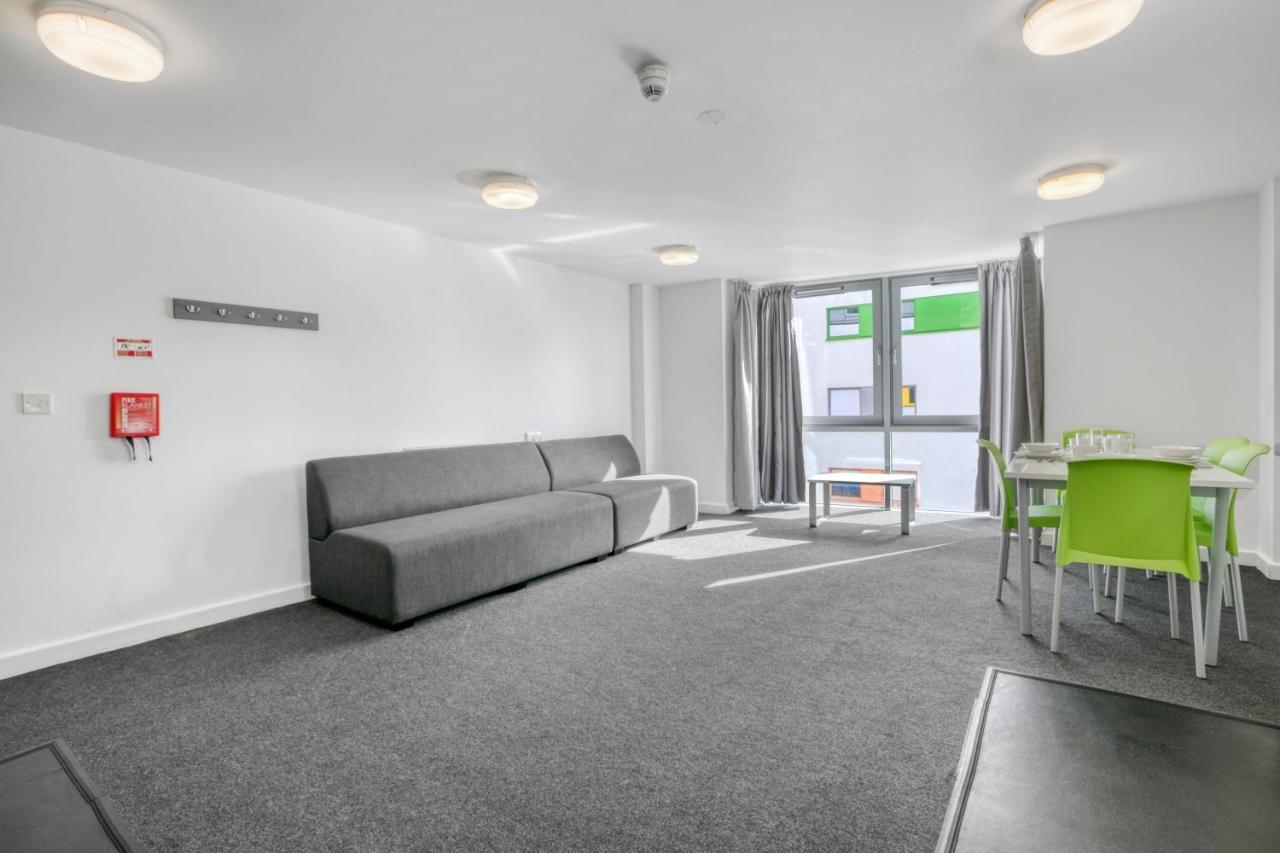 Central Single Room With Shared Kitchen In Luton Luton  Dış mekan fotoğraf